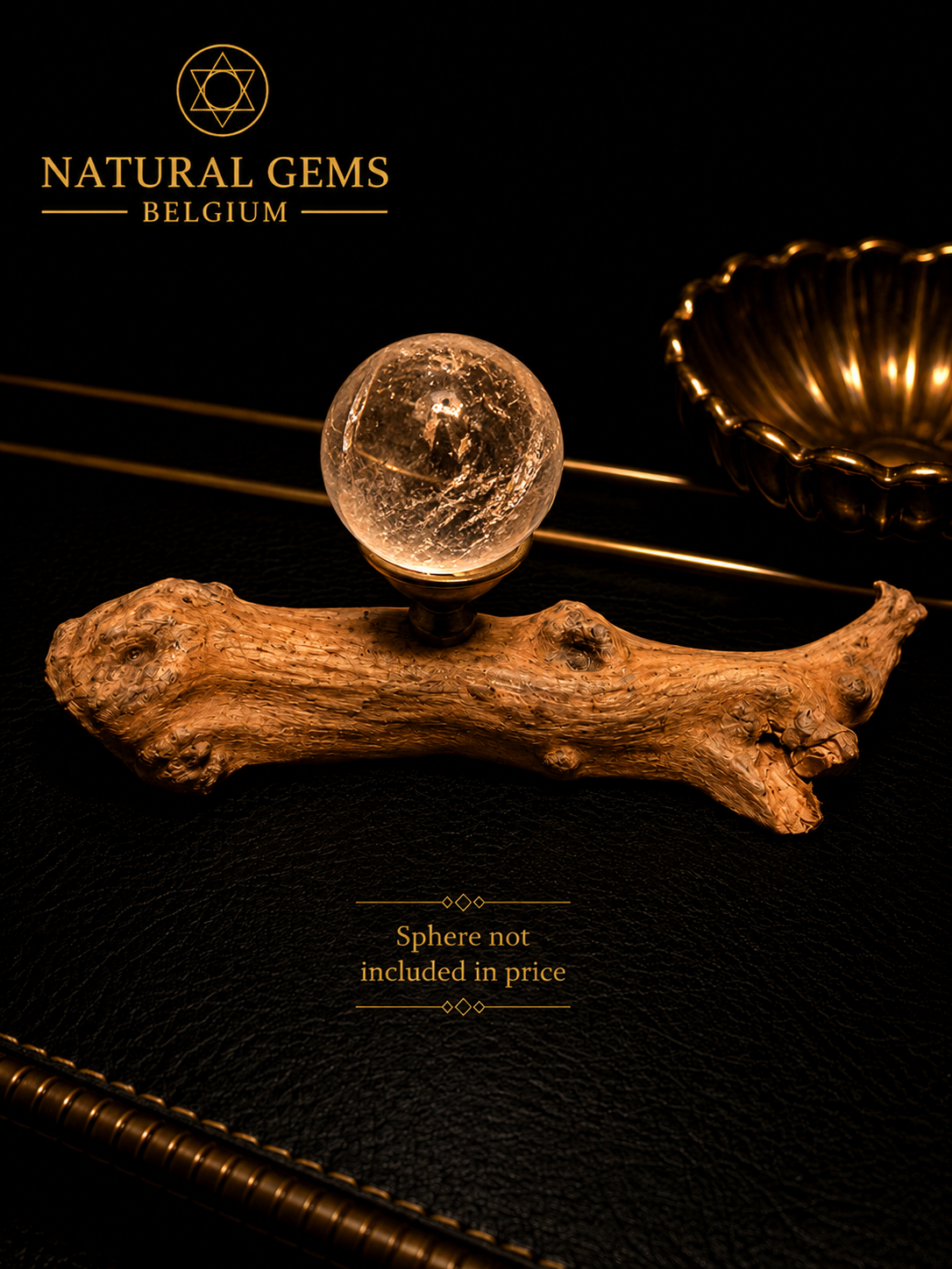 Supporto Sfera in Legno Naturale – Base Espositiva Artigianale – Circa 14,5 cm