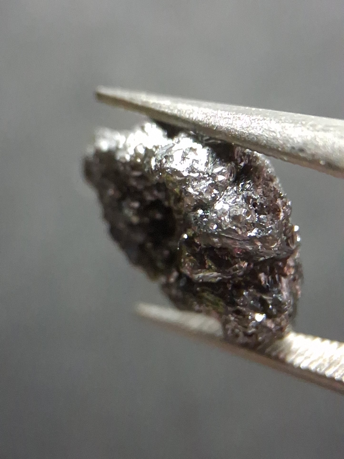 Unpolished Natural Black Diamond - rough diamond - 3.255 ct - color enhanced - Natural Gems Belgium