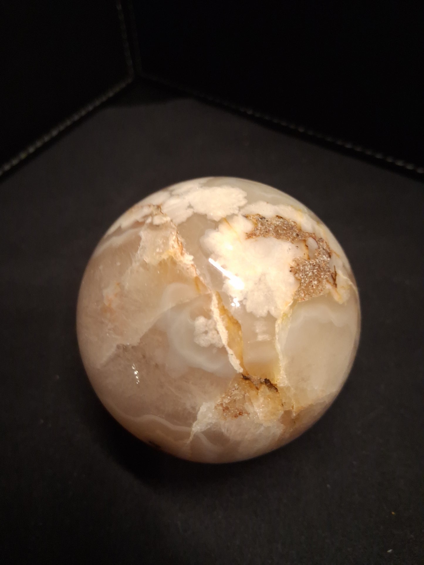 Natural Agate Sphere - 6 cm - Sakura agate - flower agate - beige to pinkish brown