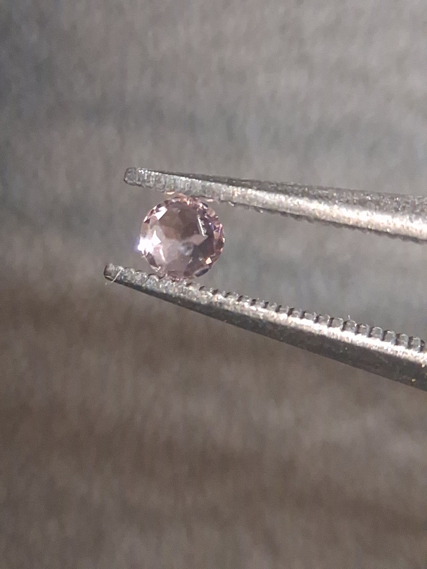 Natural Light Pink Tourmaline – Round Brilliant Faceted 0.061 Ct – Premium Loose Gemstone - Natural Gems Belgium
