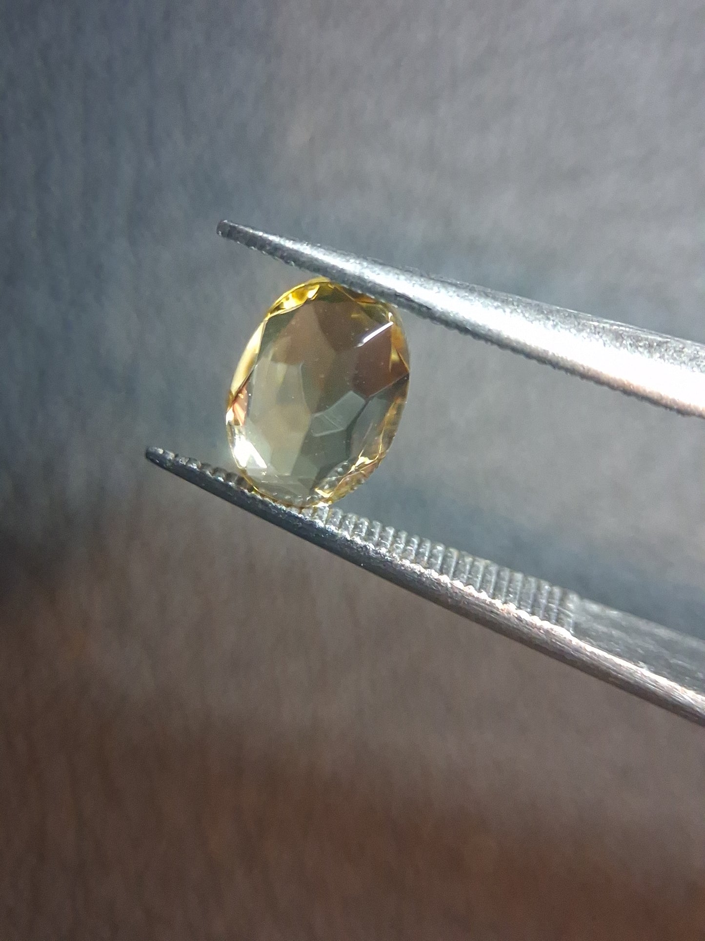 Natural Citrine – Faceted Oval Cut 5x7 mm 0.694 ct Sunlight Yellow | Loose Gemstone - Natural Gems Belgium