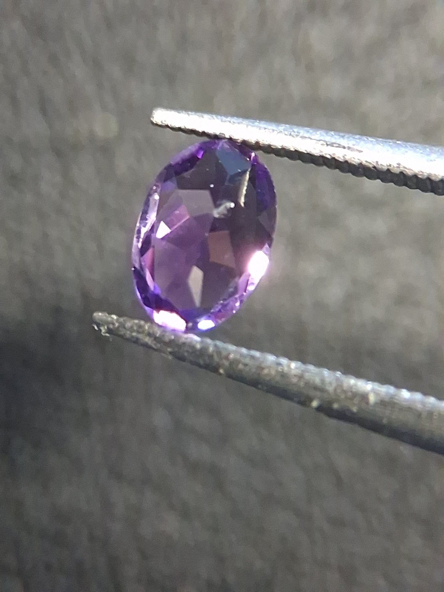 Deep Purple Amethyst Oval Faceted 0.369 ct – Natural Amethyst Gemstone - Natural Gems Belgium