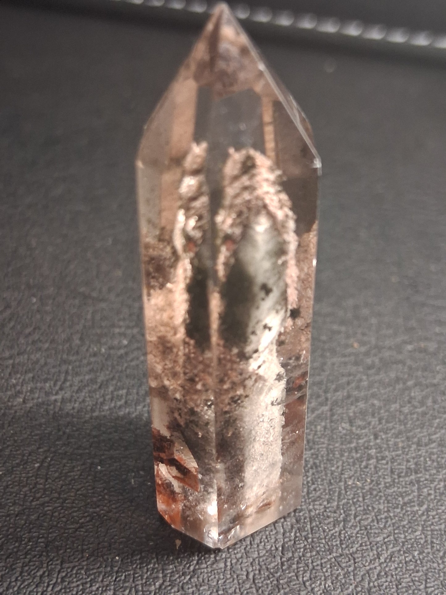 Pointe de cristal de quartz fantôme - paysage multicolore - hexagone - 4,4 cm