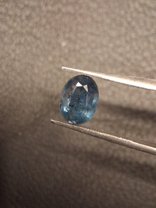 Natural Faceted Blue Kyanite – 1.645 ct – Oval Cut 8 × 6 mm – Sri Lanka