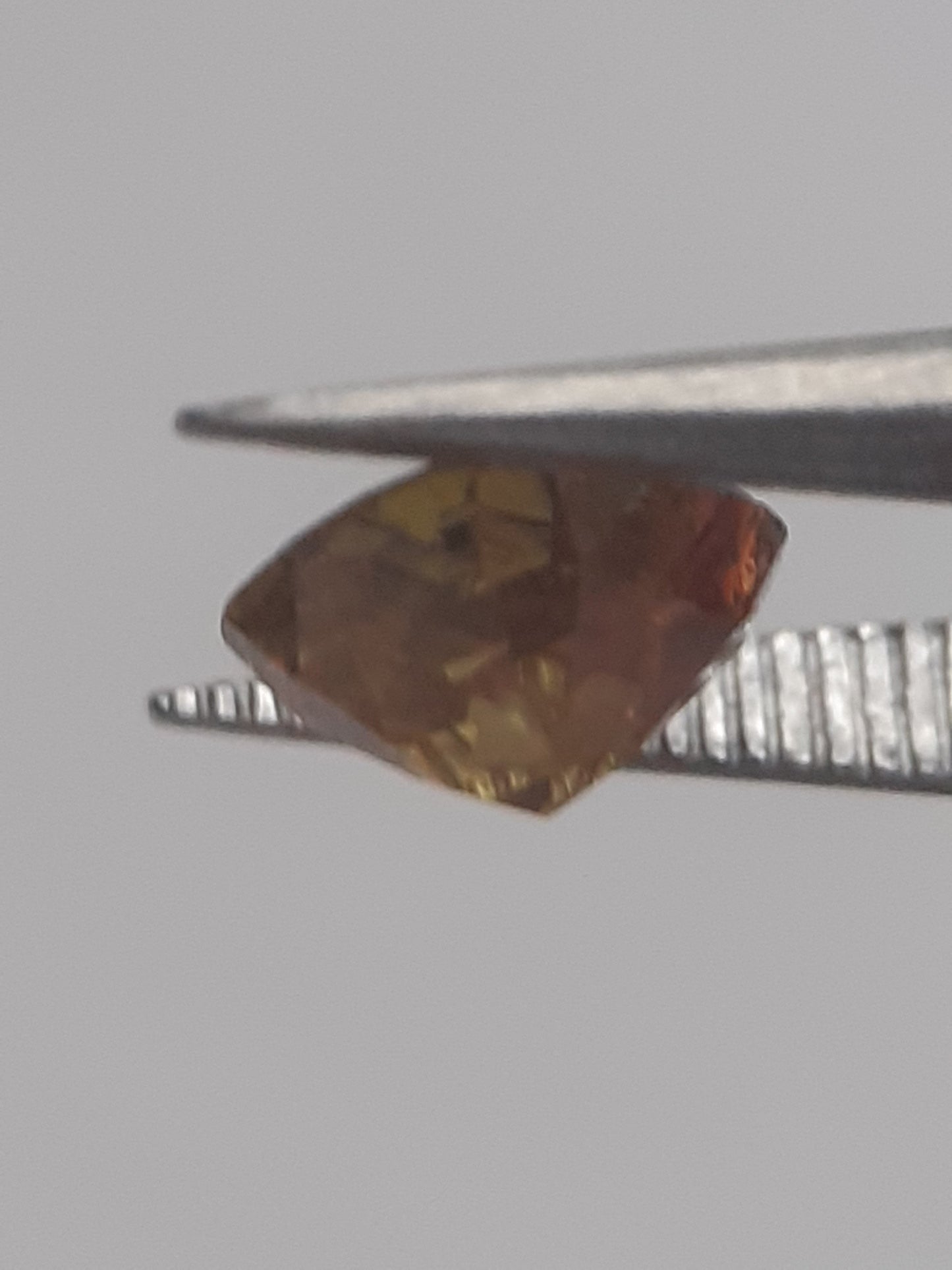 Natural brownish orangey yellow shpene - 0.565 ct - cushion - unheated All Sphene (Titanite) Gemstones - Faceted Sphene Natural Gems Belgium