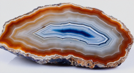 Agate: A Comprehensive Guide to this Diverse and Stunning Gemstone