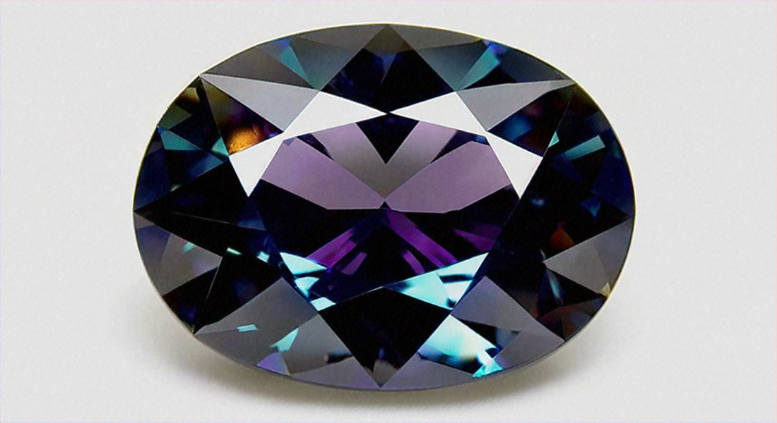 June Birthstone: Unveiling the Mystique of Alexandrite - A Gem of Transformation, Courage, and Duality