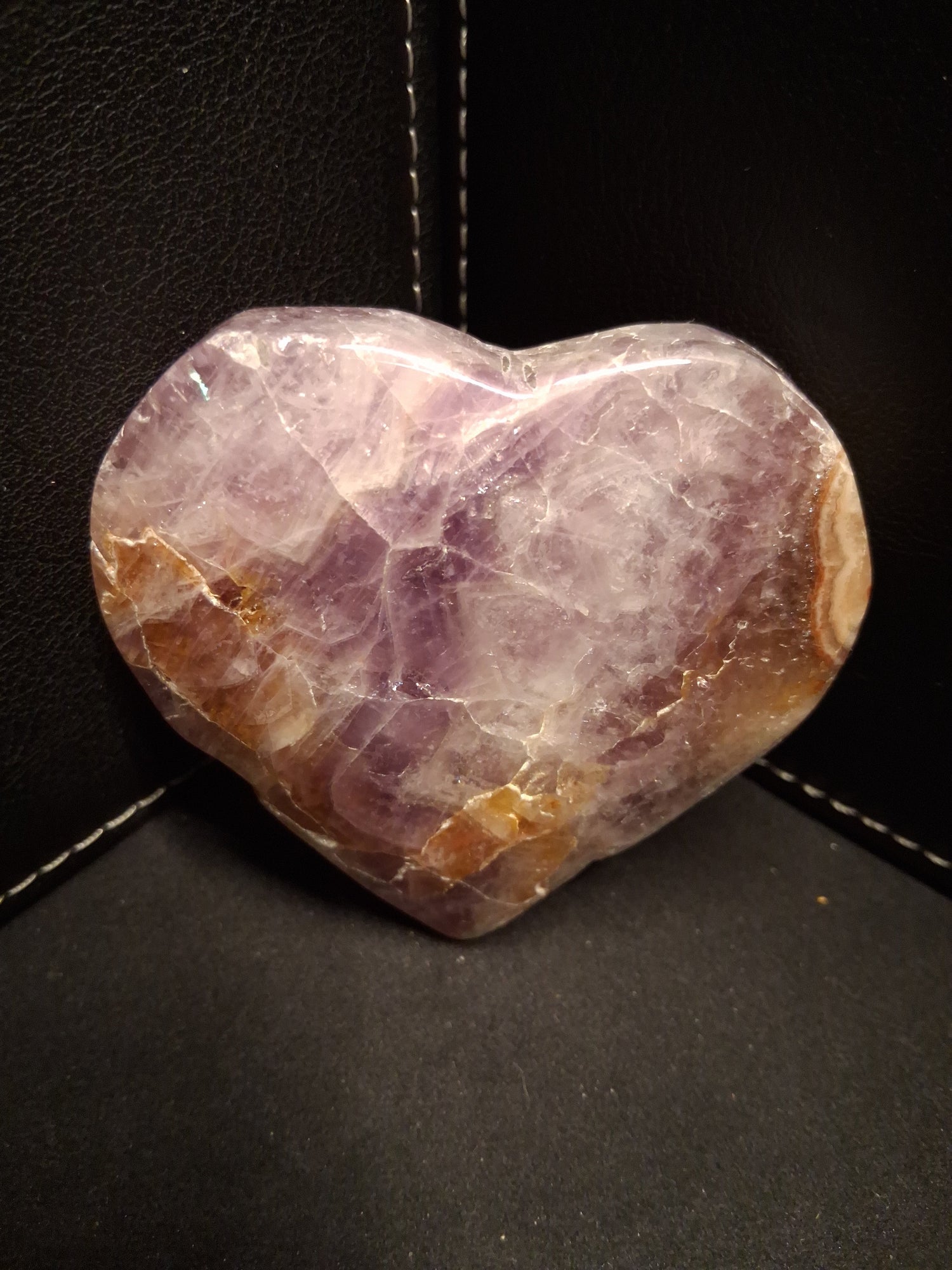 All Amethyst Gemstones - Amethyst Palmstones