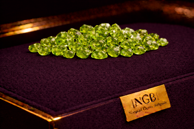 Natural Rough Peridot – Faceting & Collector Stones