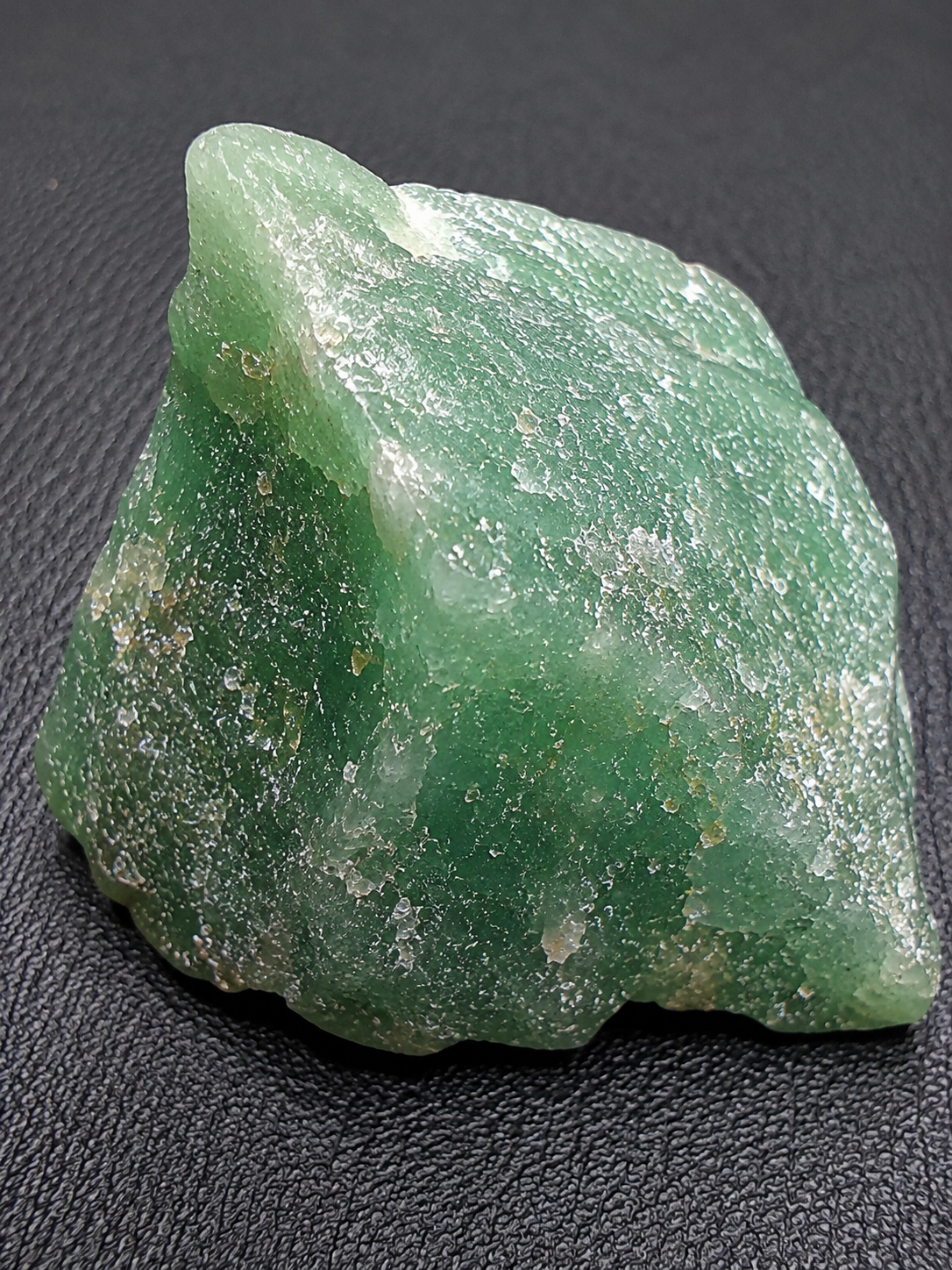 Natural Rough Green Aventurine Crystal – 43g Raw Aventurine Mineral Specimen - Natural Gems Belgium