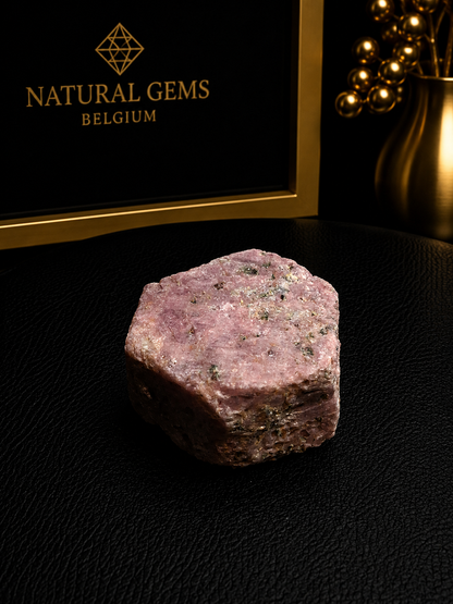Natural Pink Ruby Crystal Hexagon Rough – 250 ct – Natural Corundum Specimen - Natural Gems Belgium