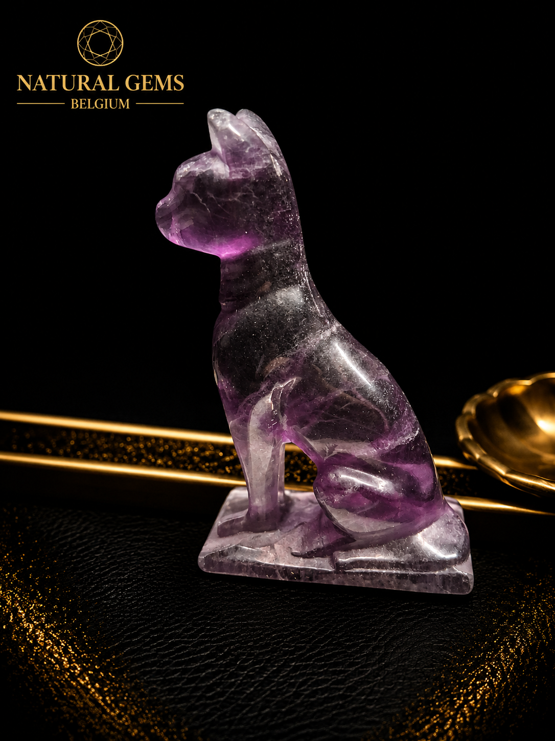 Hand Carved Fluorite Cat – 6.8 cm – Natural Fluorite Crystal Cat Sculpture – Collector's Decor