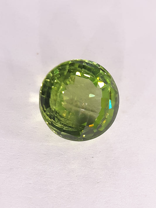 Peridot, 2.15 ct, round, myanmar, seller certified - Natural Gems Belgium