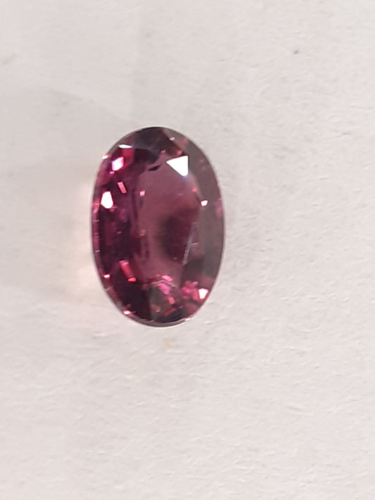 pinkish purple sapphire, 0.37ct, unheated, seller certified - Natural Gems Belgium