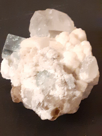 Amazing cluster of Aquamarine, Quartz and Feldspar, 359 ct - Natural Gems Belgium