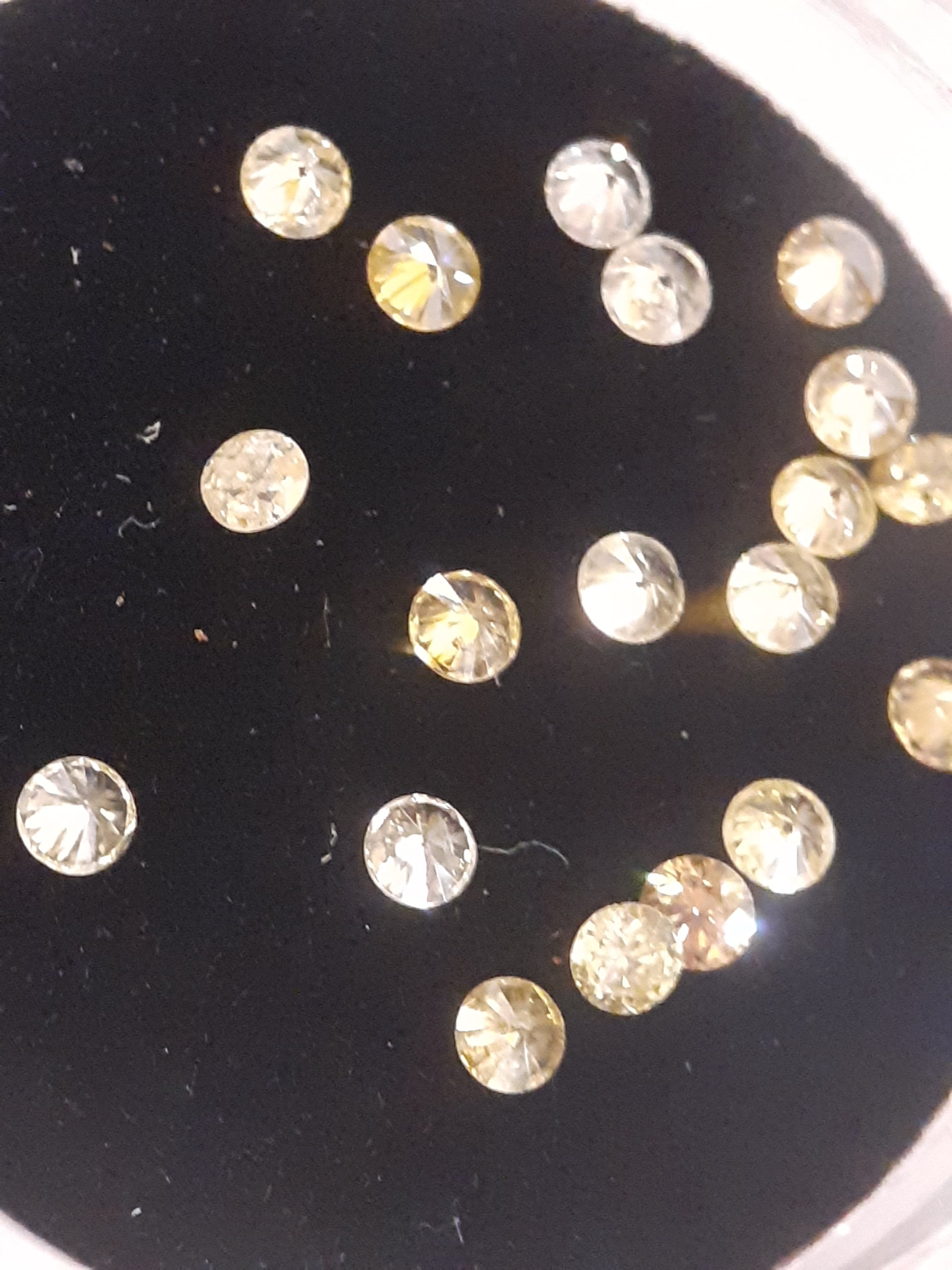 Lot of 0.47Ct Round Shape 100% Natural Sparkling Diamonds (19 pcs) - Natural Gems Belgium