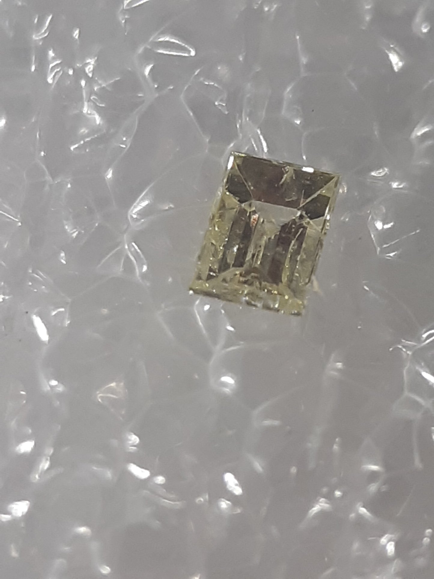 Natural Diamond - Baguette - 0.09ct - I2 - Q-R color - sealed - Natural Gems Belgium