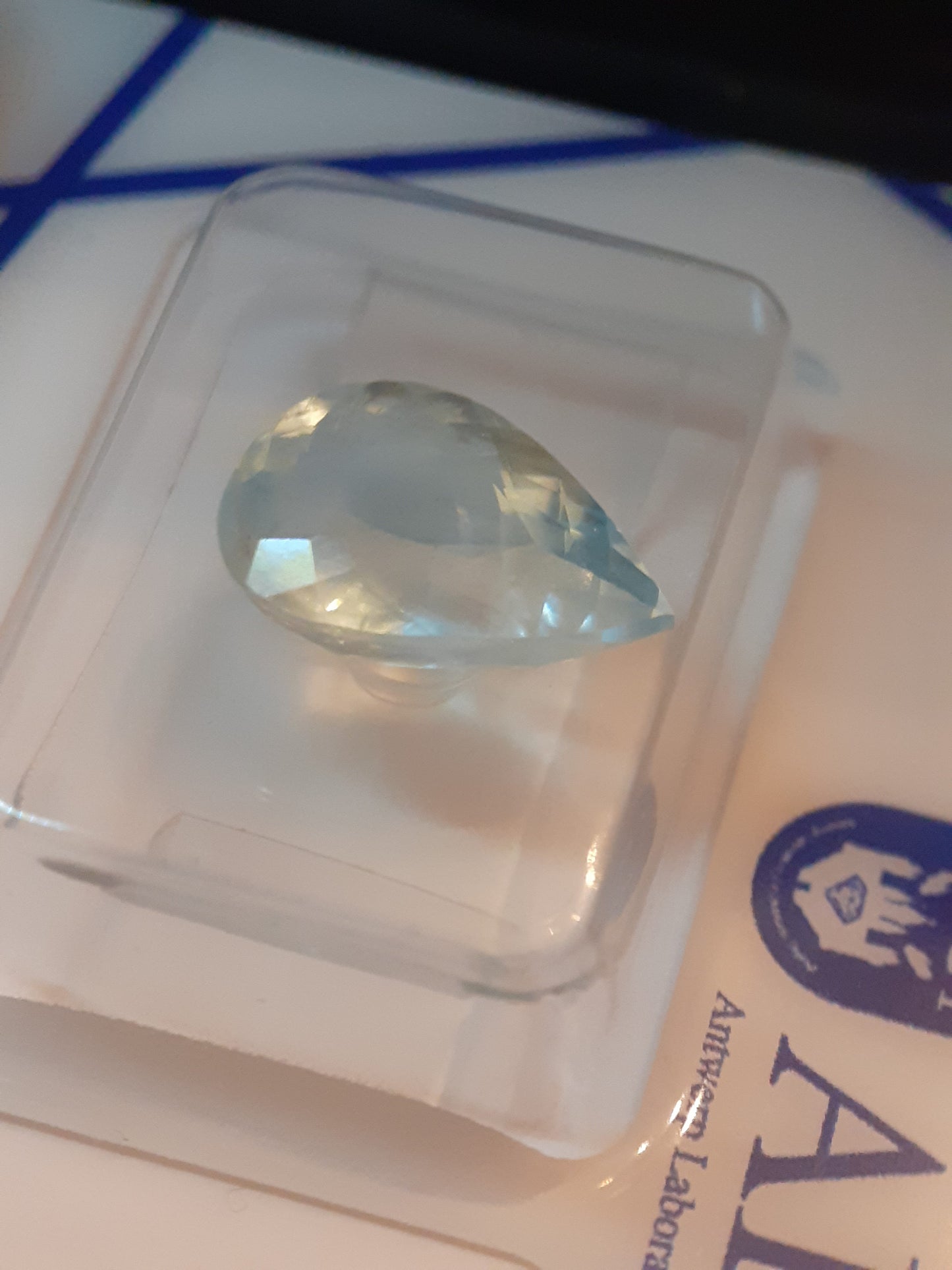 ALGT Certified Aquamarine Pear light greenish blue, 3.23 ct - Sealed - Natural Gems Belgium