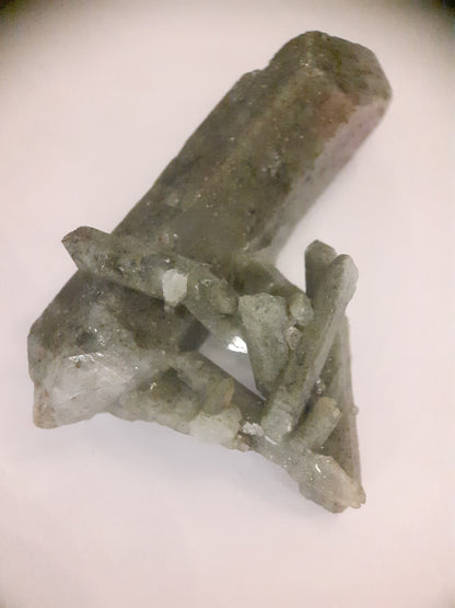 Chlorite Phantom Quartz Crystal Cluster, 91 ct, 18.20 gr - Natural Gems Belgium