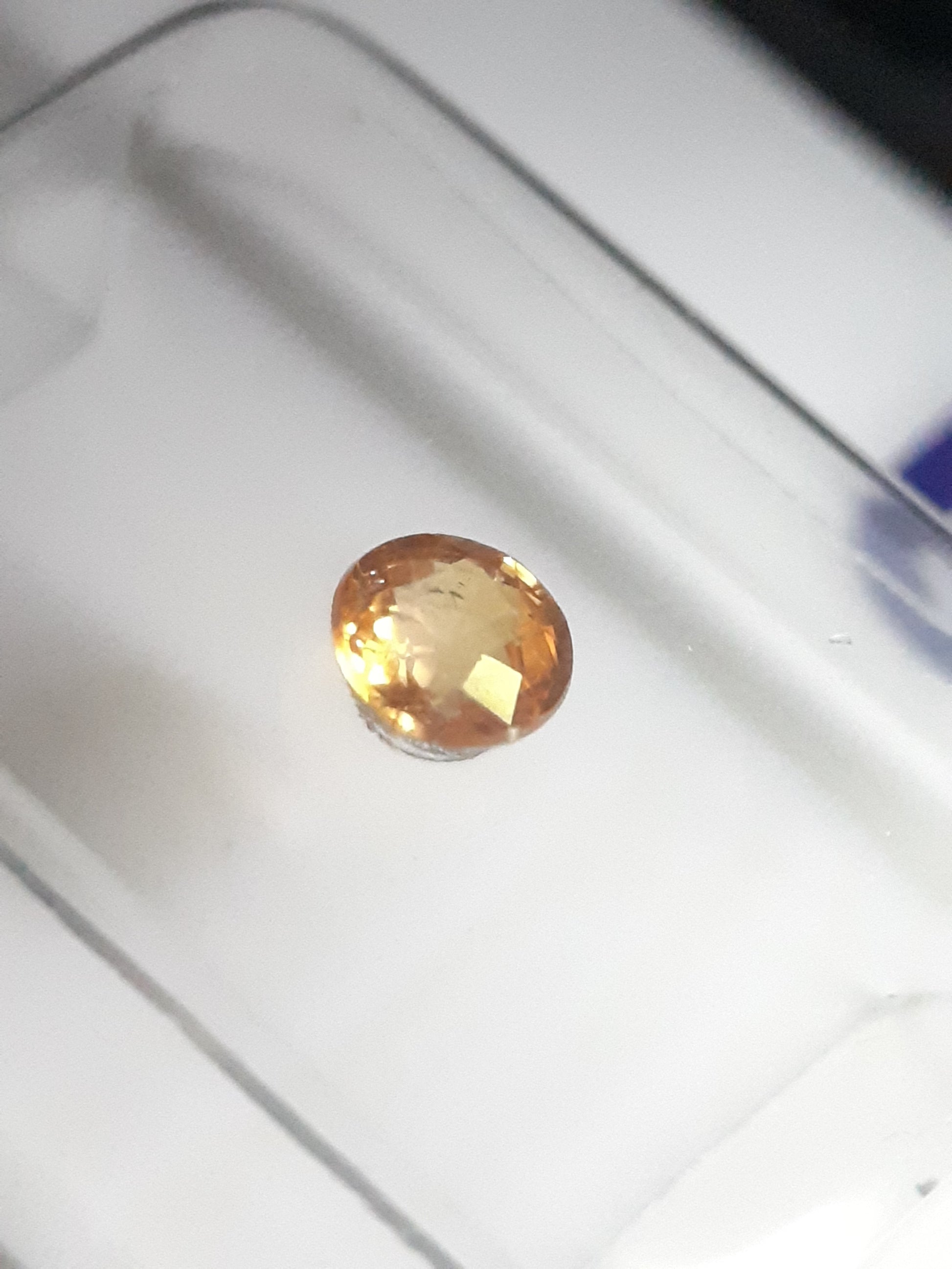 Certified round brilliant Spessartite "mandarin" Garnet - 0.40 ct - Sealed - Natural Gems Belgium