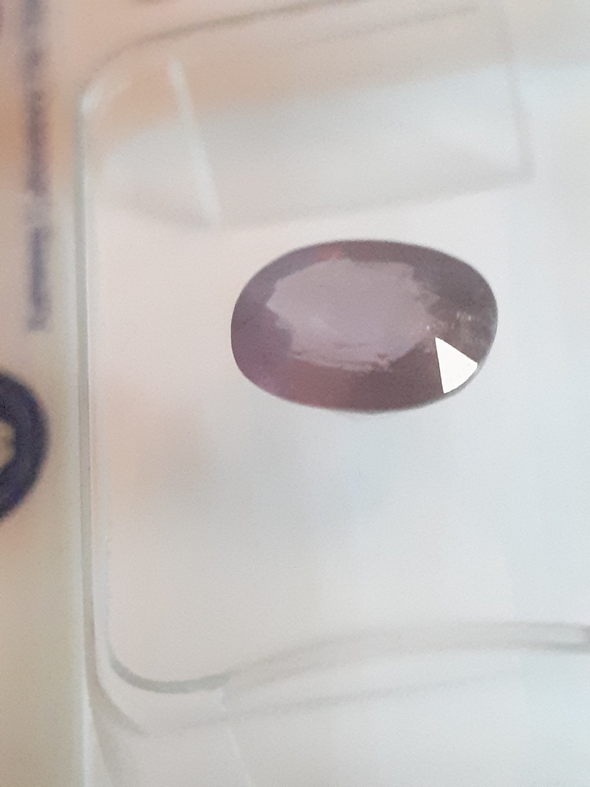 Natural Ovan Purple Spinel -Certified - 1.08 ct - unheated - Sealed - Natural Gems Belgium