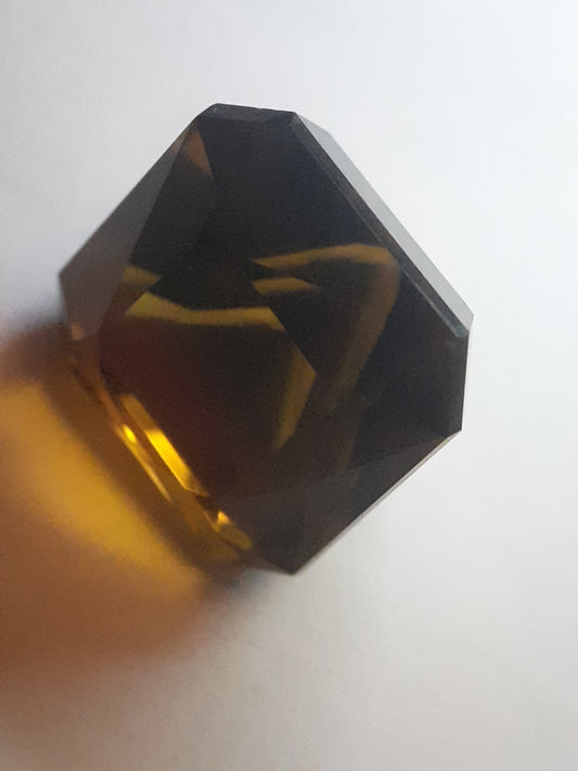 Orangy yellowish brown Citrine, 18.45 ct,octagon, seller certified - Natural Gems Belgium