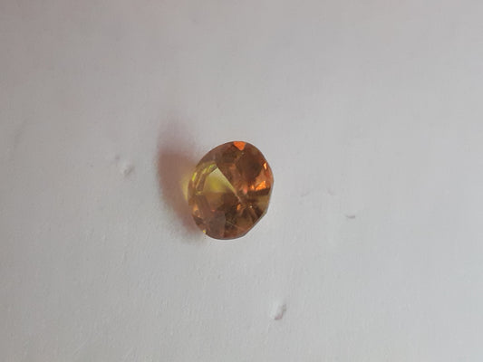 natural honey Yellow round shaped Sphene, 0.30 ct, seller certified - Natural Gems Belgium