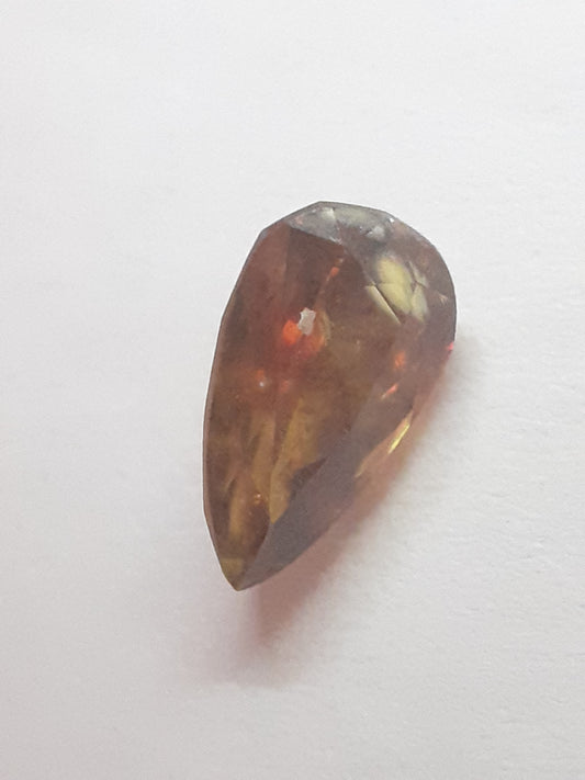 Natural brownish Yellow pear shape Sphene, 1.10 ct, seller certified - Natural Gems Belgium