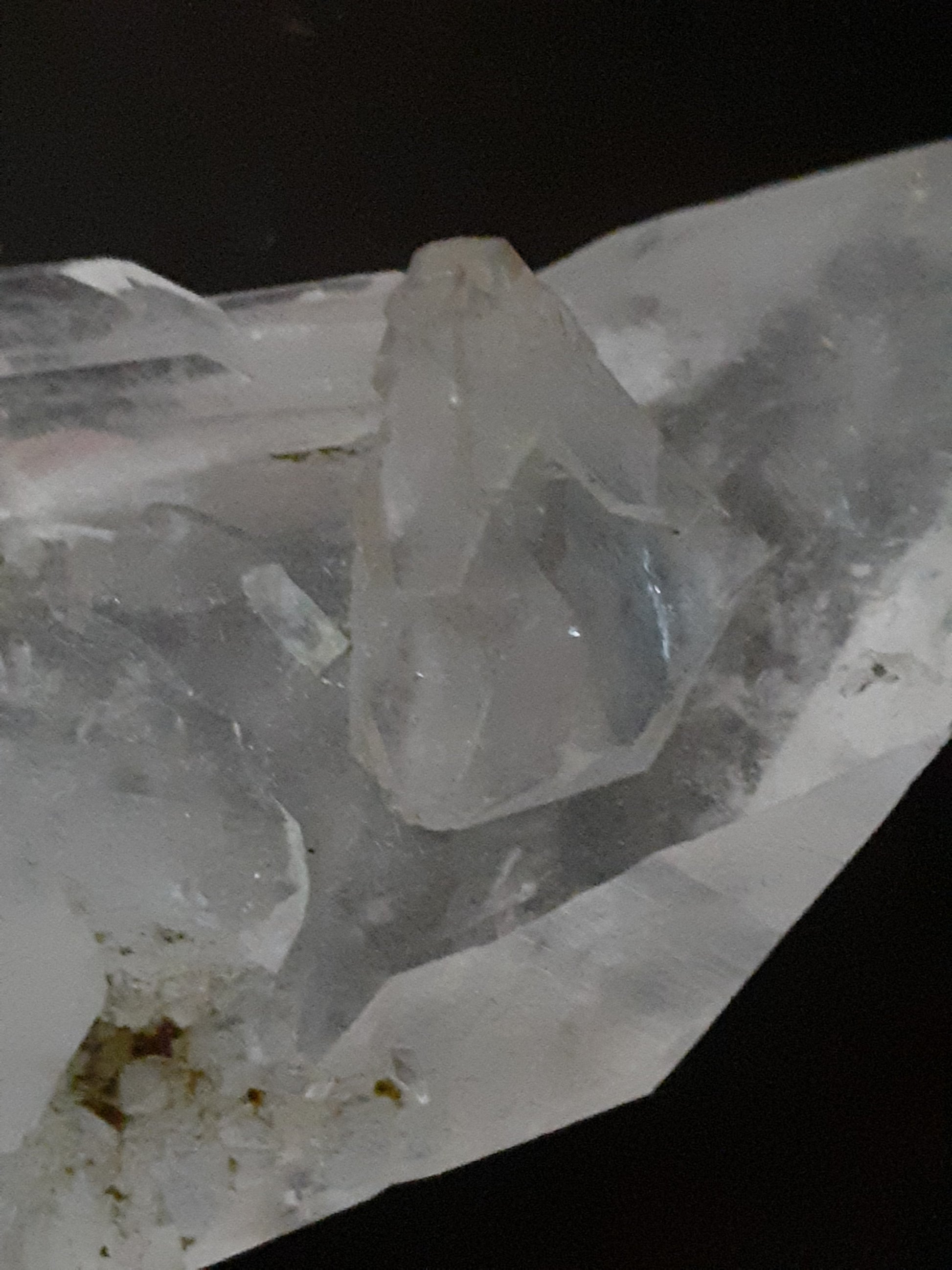 Specimen of natural Quartz, 331 ct or 66.34 gr - Natural Gems Belgium