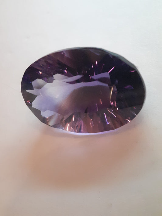 Oval Purple very nice faceted VS natural amethyst, 19.25 ct,seller certified - Natural Gems Belgium