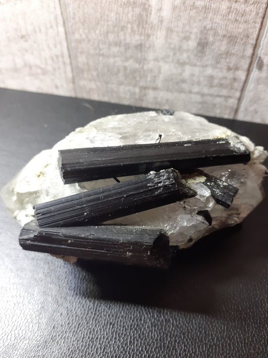 Specimen of high quality black tourmaline crystal cluster with quartz 1027.71 ct - Natural Gems Belgium