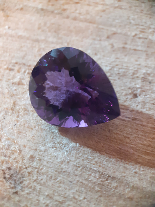 Amazing natural Amethyst deep purple 23.75 ct pear Unheated - Natural Gems Belgium