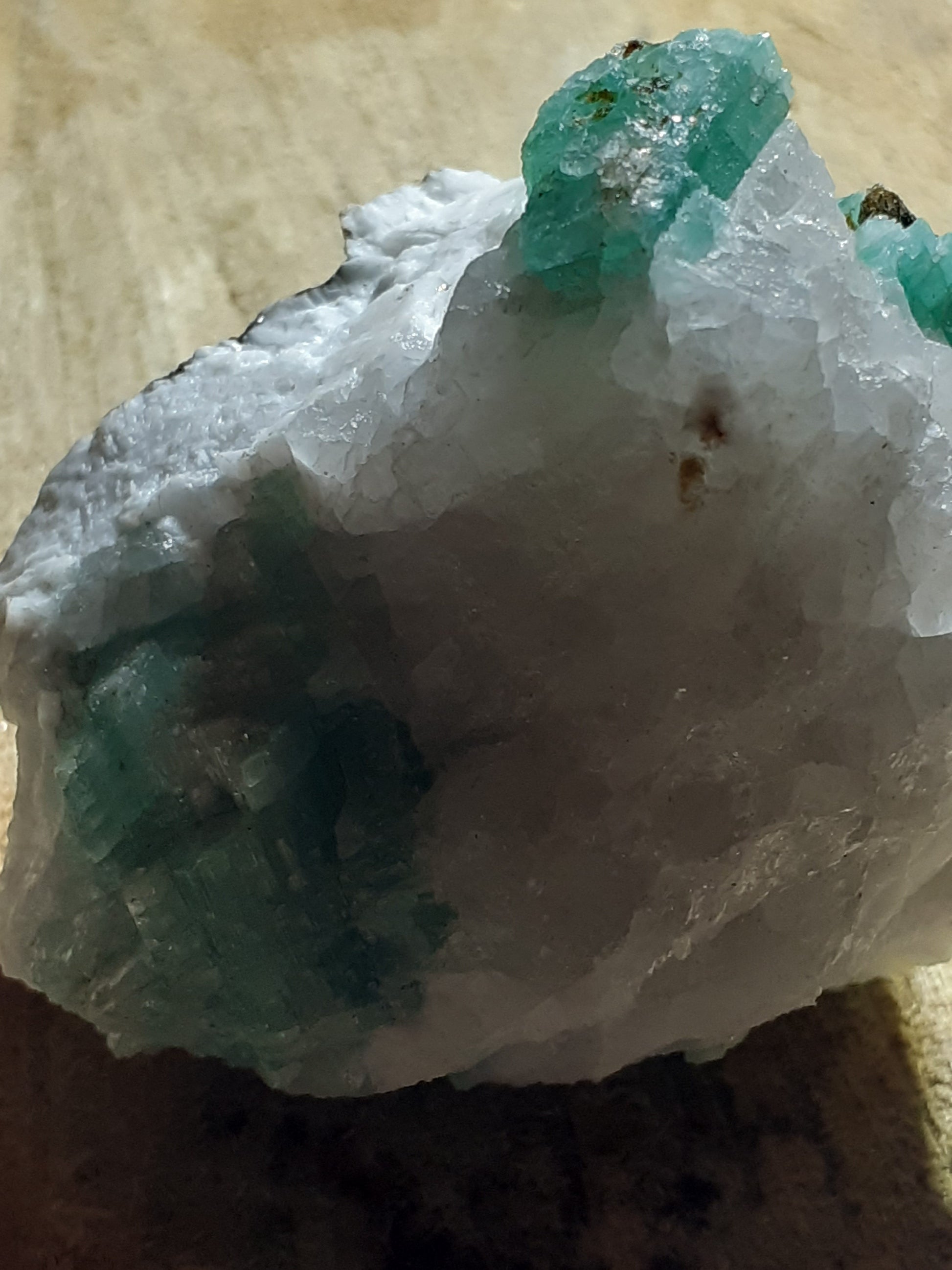 Specimen of Full Terminated Green Emerald Crystal Cluster On Feldspar matrix, 572.95 ct - Natural Gems Belgium