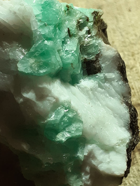 Specimen of Full Terminated Green Emerald Crystal Cluster On Feldspar matrix, 572.95 ct - Natural Gems Belgium