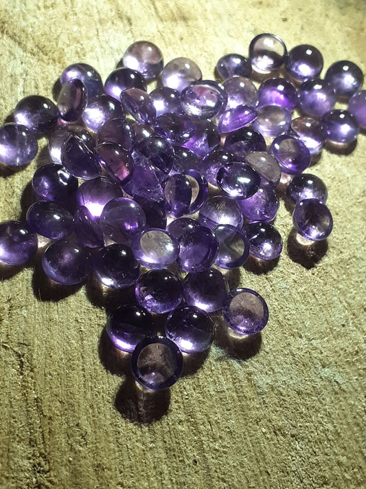 Lot of 65 pieces natural amethyst, tcw 58.65 ct, round cabuchon appx 6mm - Natural Gems Belgium