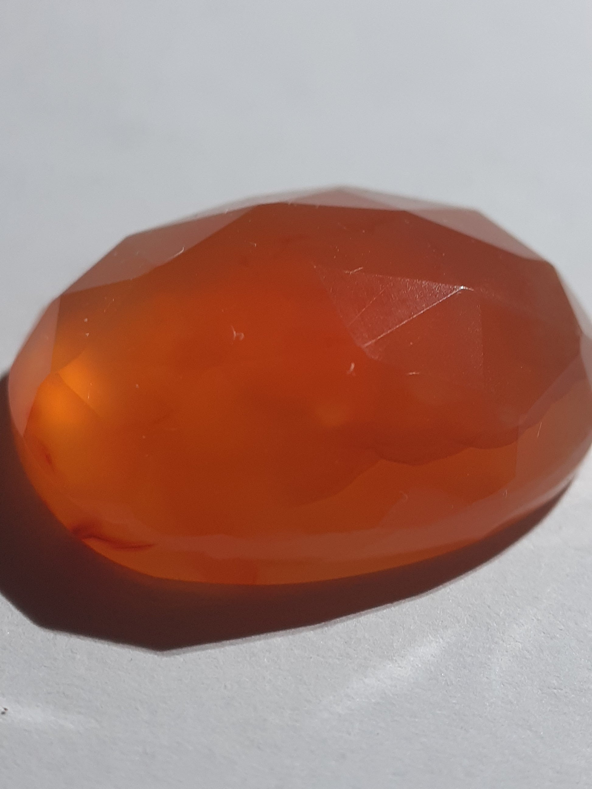 Orange Carnelian,rose cut, 14.55 ct, high quality cutting - Natural Gems Belgium