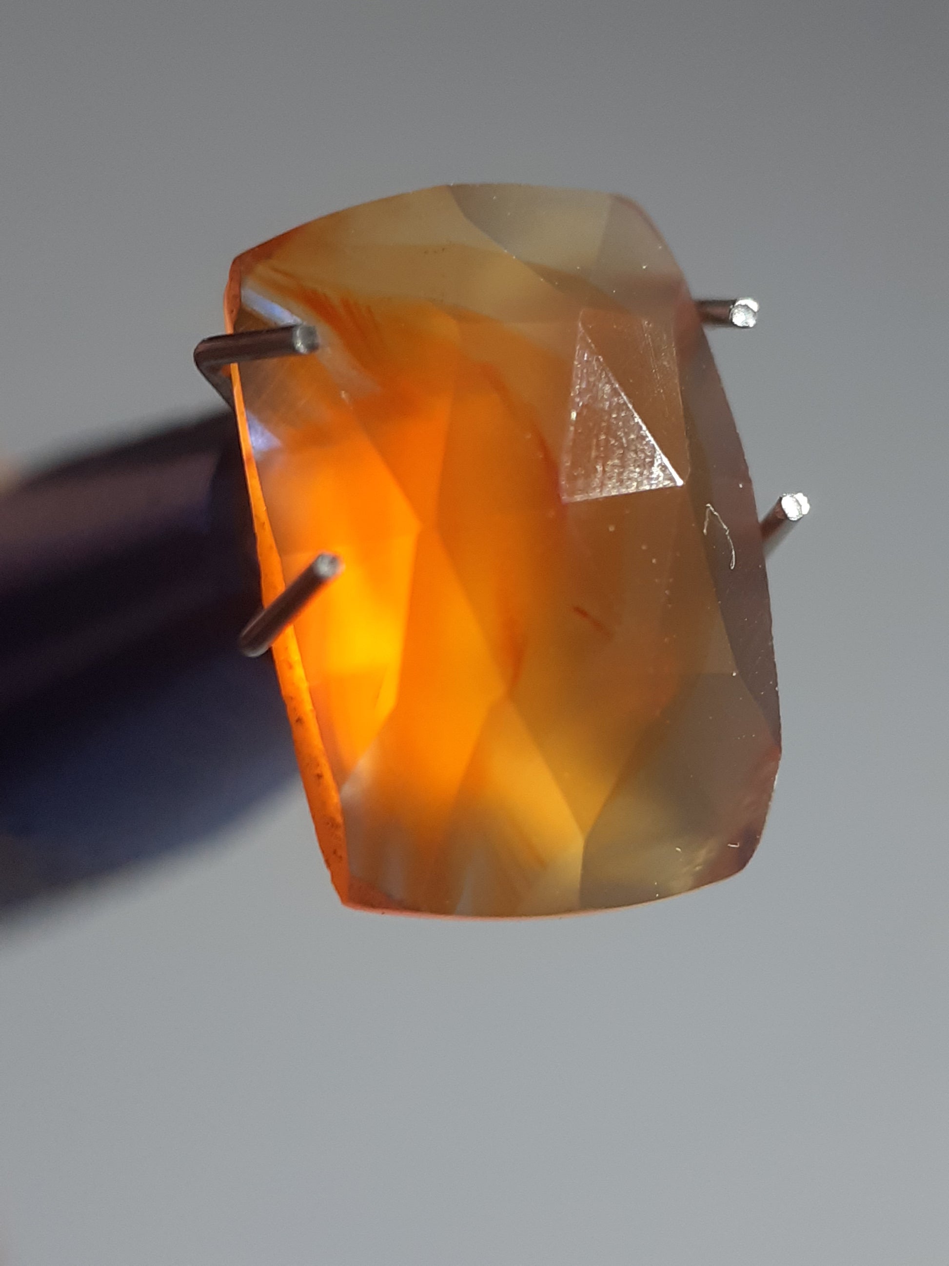 beautiful yellowish reddish orange Carnelian,rose cut, cushion, 3.25 ct - Natural Gems Belgium