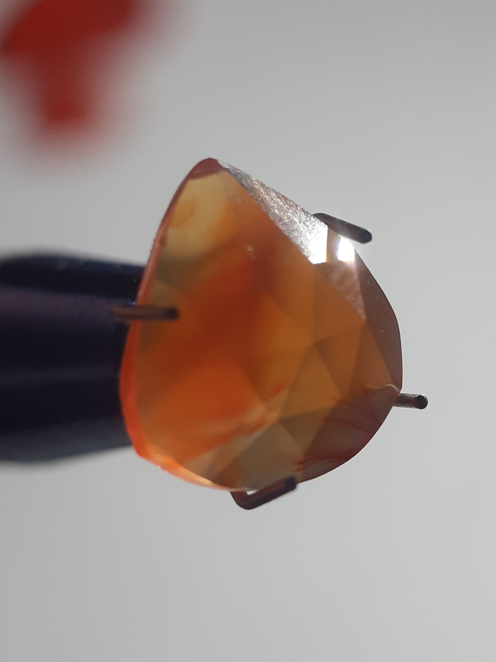 brownish reddish orange Carnelian,rose cut, pear, 2.67 ct - Natural Gems Belgium