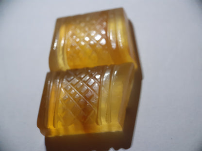 Handcarved Fluorite :pair of book covers yellow orange - natural fluorite 76.70 ct - Natural Gems Belgium