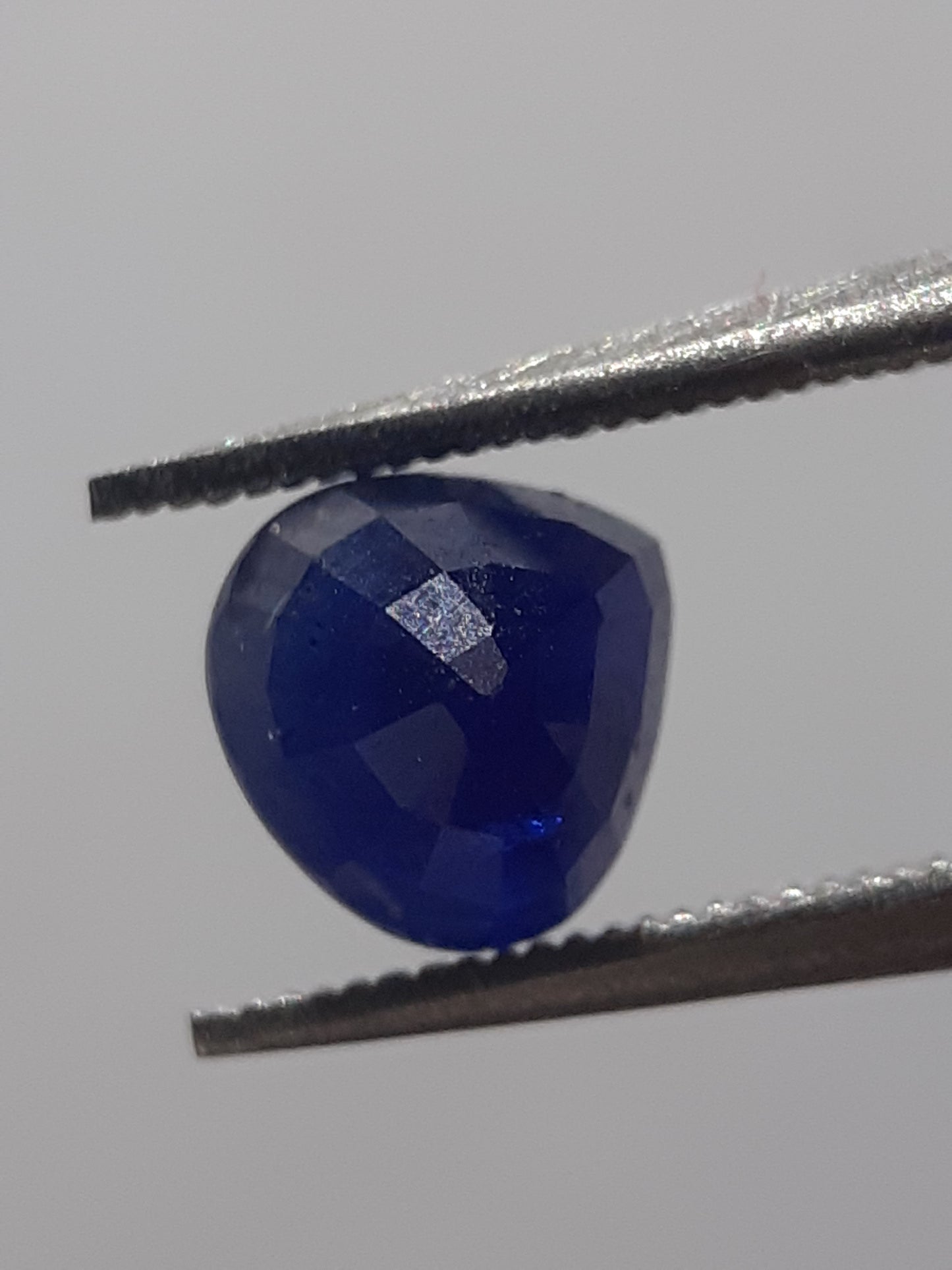 Natural blue sapphire - 0.97 ct - Pear - heated - Ceylon - certified by NGB - Natural Gems Belgium