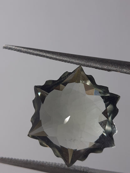 Natural green Amethyst - 4.65 ct - Hexagon - Snowflake - heated - certified by NGB - Natural Gems Belgium