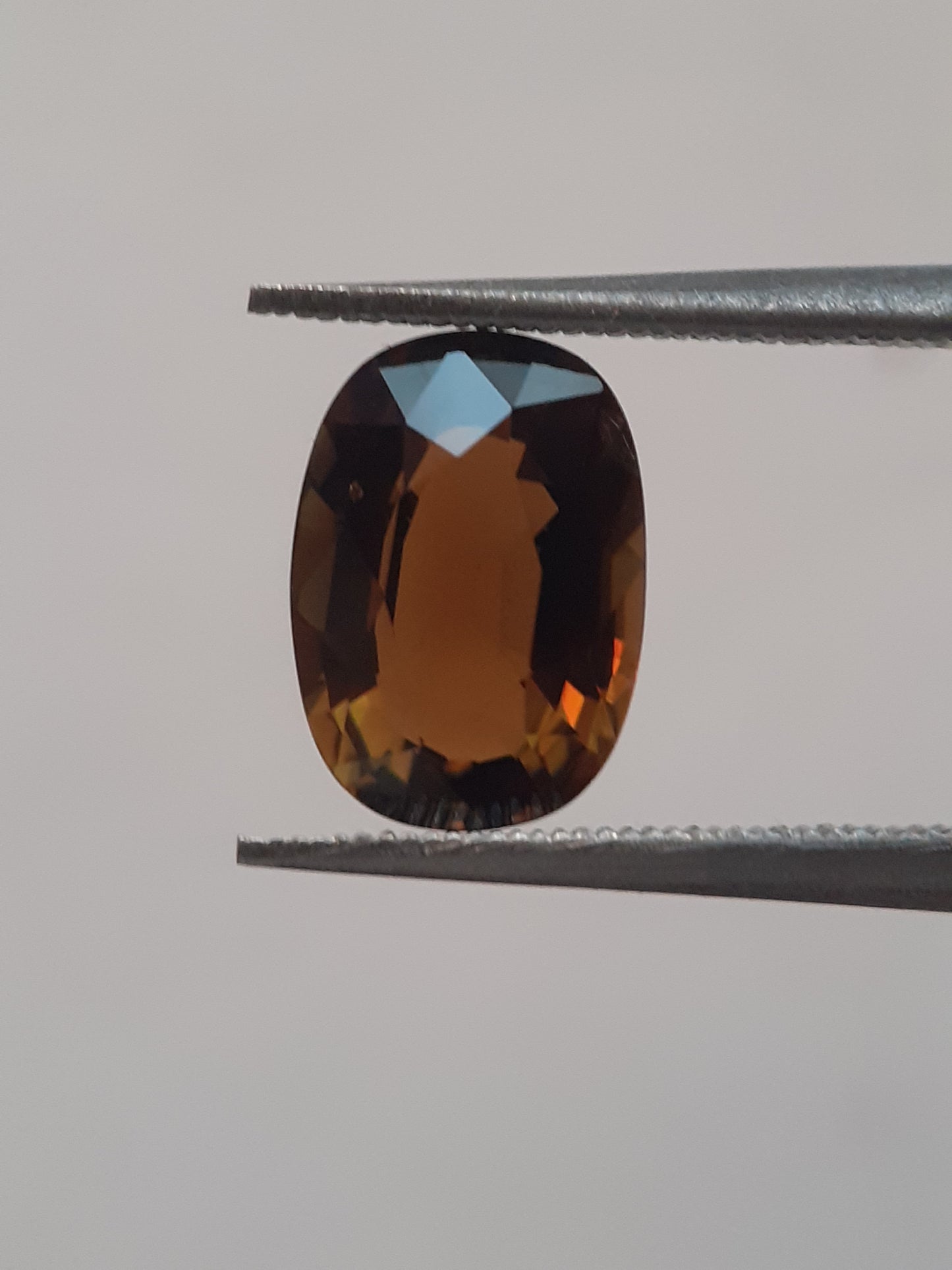 Natural Chrome Tourmaline - 1.69 ct - oval - unheated - certified by NGB - Natural Gems Belgium