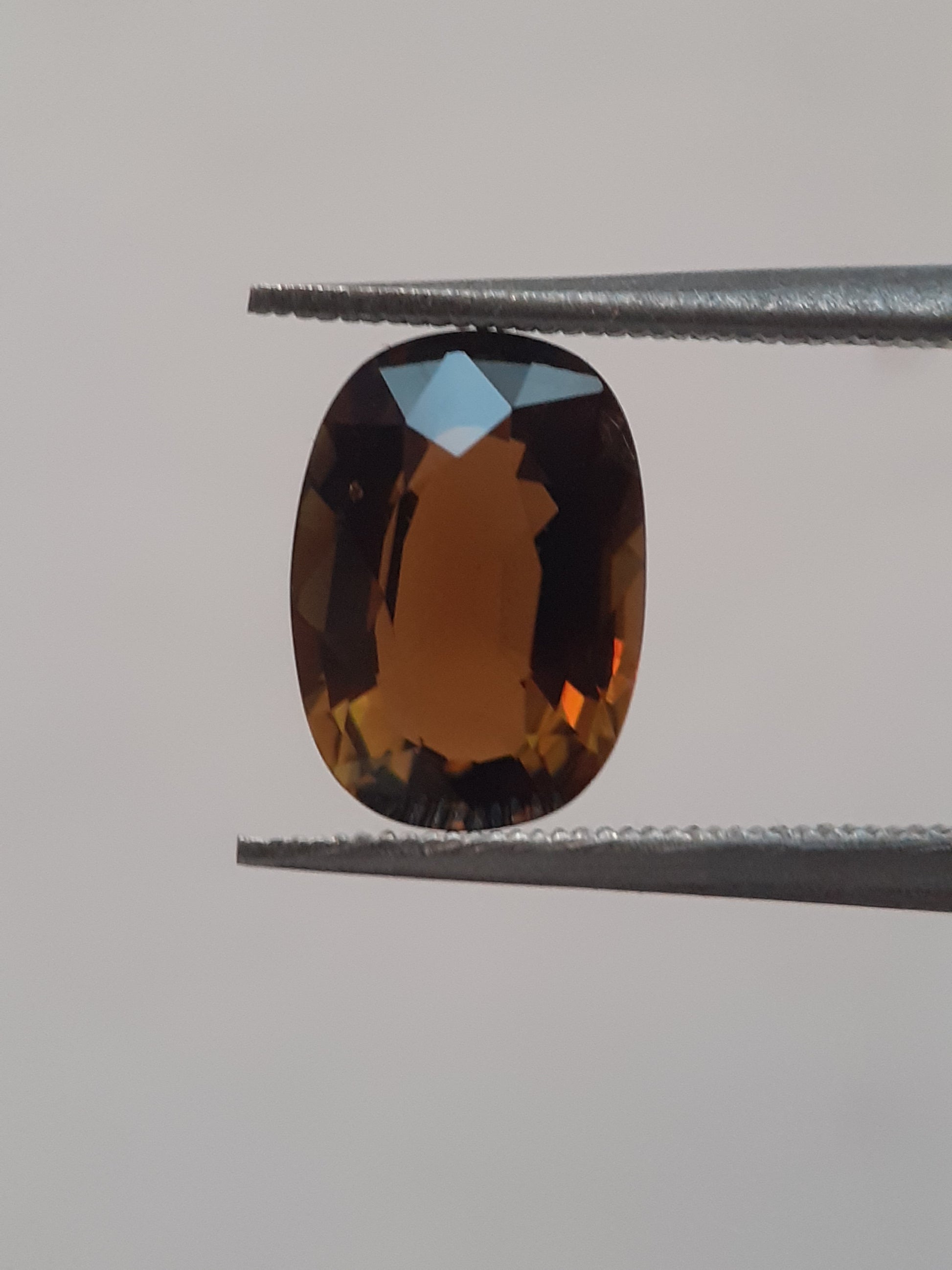 Natural Chrome Tourmaline - 1.69 ct - oval - unheated - certified by NGB - Natural Gems Belgium