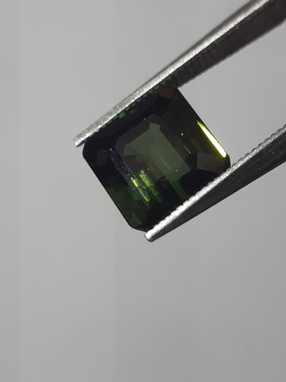 Natural Green Tourmaline - 1.76 ct - octagon - AAA grade - unheated - certified by NGB - Natural Gems Belgium