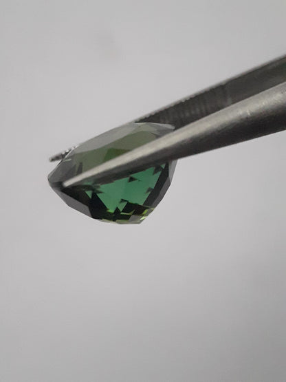 Natural Green Tourmaline - 4.14 ct - round - AAA grade - unheated - certified by NGB - Natural Gems Belgium