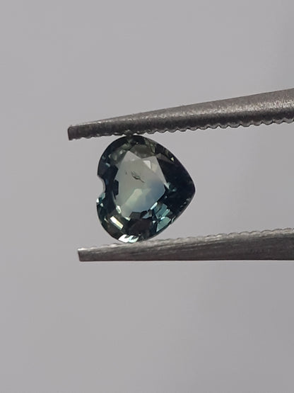 Natural bluish green sapphire - 0.28 ct - Heart - unheated - certified by NGB - Natural Gems Belgium