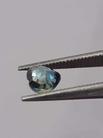 Natural bluish green sapphire - 0.28 ct - Heart - unheated - certified by NGB - Natural Gems Belgium