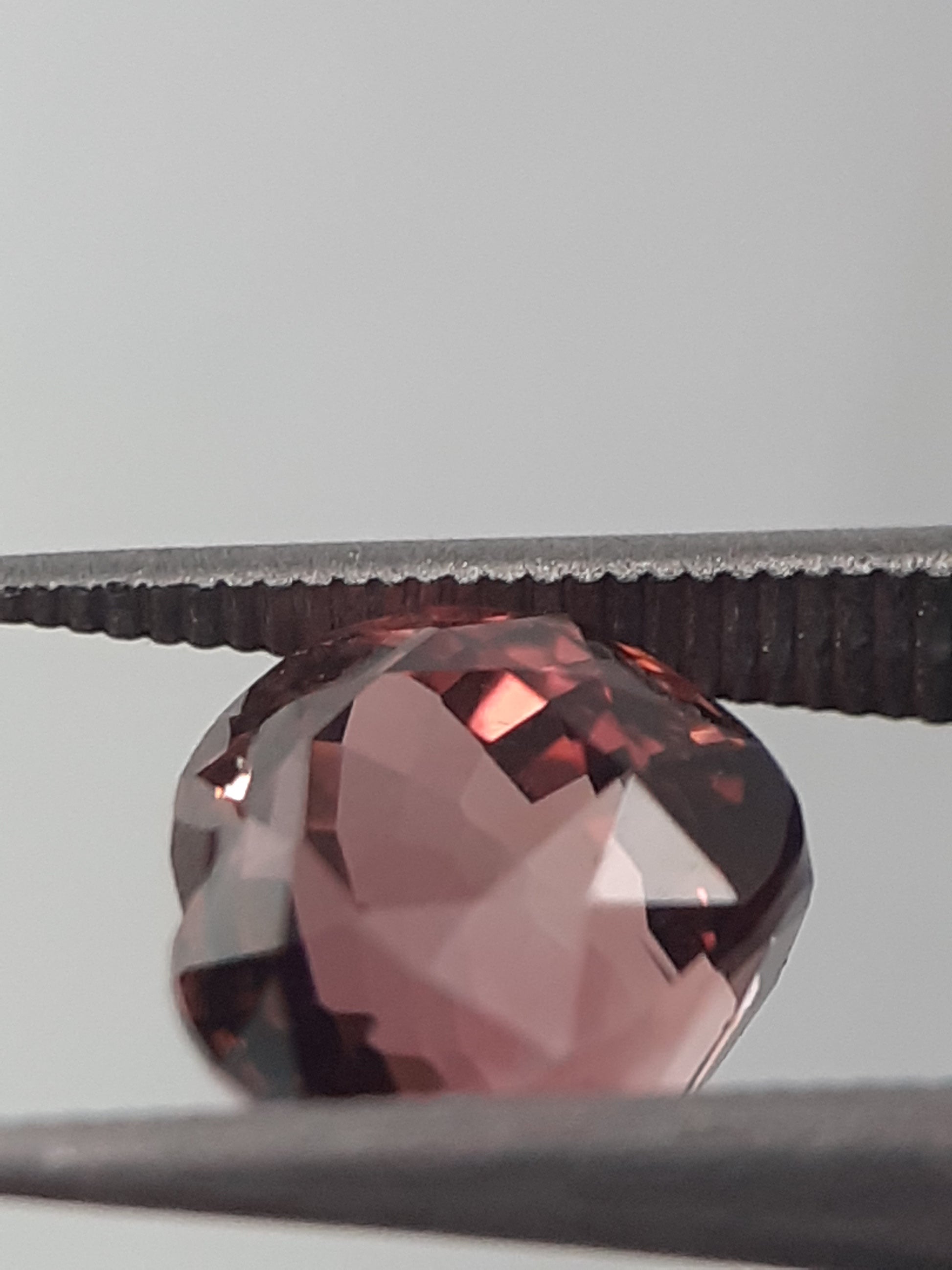 Natural Purplish pink Tourmaline - 1.74 ct - heart - unheated - certified by NGB - Natural Gems Belgium