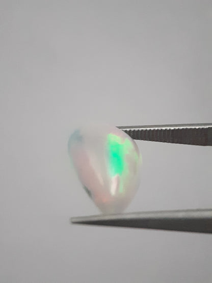 Natural Welo Opal - play of color - 1.49 ct - pear - unheated - certified by NGB - Natural Gems Belgium