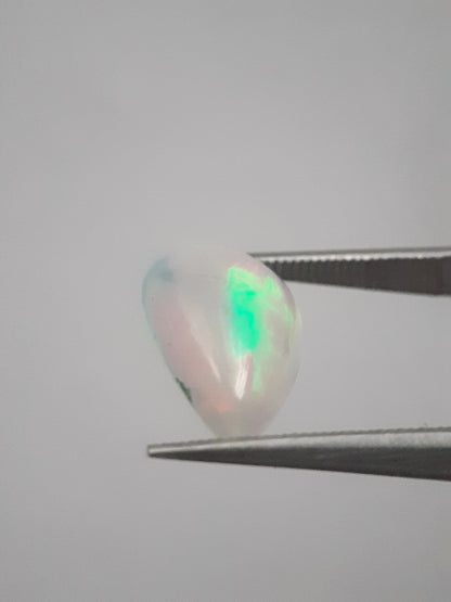 Natural Welo Opal - play of color - 1.49 ct - pear - unheated - certified by NGB - Natural Gems Belgium